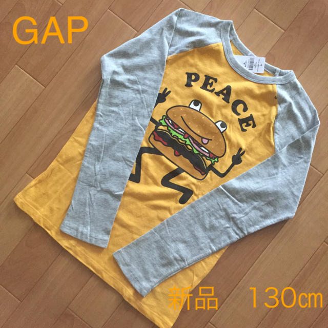 GAP(ギャップ)の54 %OFF   GAP　長袖　ラグランTシャツ　130㎝ キッズ/ベビー/マタニティのキッズ服男の子用(90cm~)(Tシャツ/カットソー)の商品写真