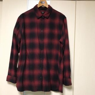 ユニクロ(UNIQLO)の綿100% 長袖シャツ  薄手ネル柔らかい素材 (シャツ/ブラウス(長袖/七分))