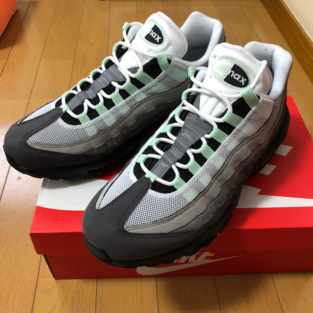 NIKE(ナイキ)のAIR MAX 95 FRESH MINT エアマックス95 メンズの靴/シューズ(スニーカー)の商品写真