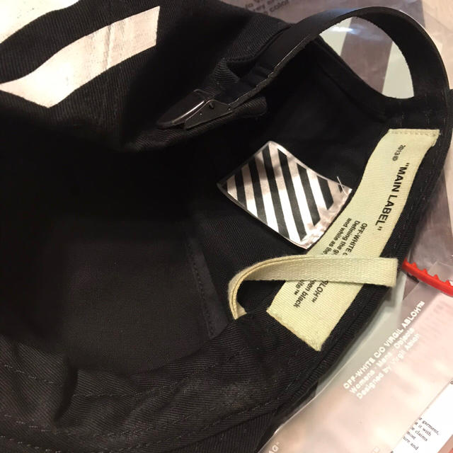 OFF-WHITE(オフホワイト)のoff-white キャップ メンズの帽子(キャップ)の商品写真