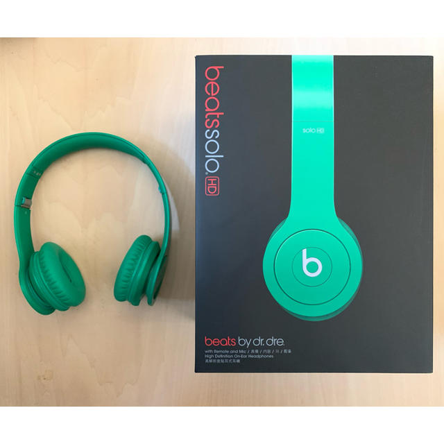 Beats by Dr Dre - 美品 beats solo HD 密閉型オンイヤー Beats by Dr Dre - 美品 beats solo HD 密閉型オンイヤー
