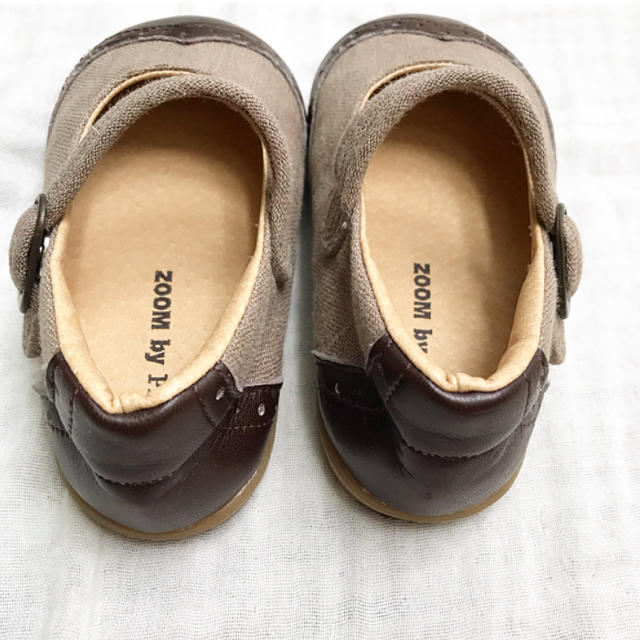 Caramel baby&child (キャラメルベビー&チャイルド)のpeep zoomストラップシューズアンティークシューズ pepeバレエシューズ キッズ/ベビー/マタニティのベビー靴/シューズ(~14cm)(フラットシューズ)の商品写真