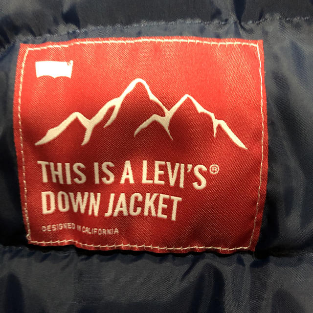 Levi's(リーバイス)のあーいーうん様専用 リーバイス ダウンパーカー 新品未使用Lサイズ メンズのジャケット/アウター(ダウンジャケット)の商品写真