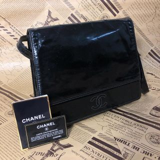 シャネル(CHANEL)の専用シャネル   ショルダーバッグ  エナメル ブラック(ショルダーバッグ)