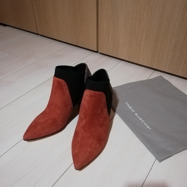 FABIO RUSCONI(ファビオルスコーニ)の【FABIO RUSCONI】ショートブーツ　美品 レディースの靴/シューズ(ブーティ)の商品写真