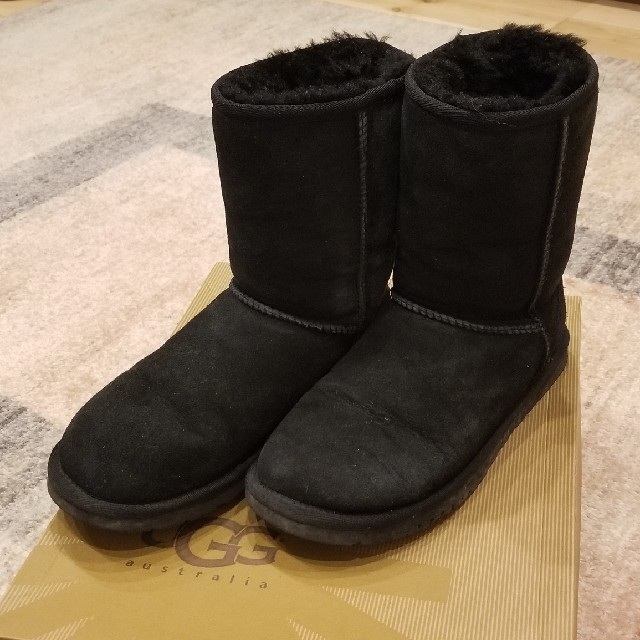 UGG(アグ)の【maririn様　専用】UGG ブラック ブーツ レディースの靴/シューズ(ブーツ)の商品写真