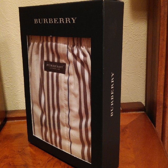 BURBERRY(バーバリー)のバーバリー　トランクス　Mサイズ メンズのアンダーウェア(トランクス)の商品写真