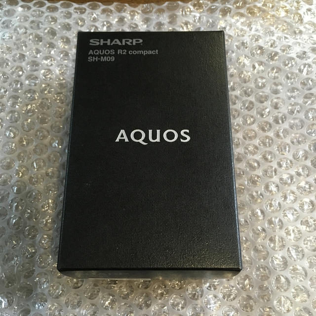 新品 SHARP AQUOS R2 compact SH-M09 （W）