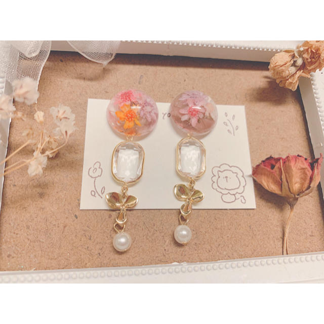 NEW🎈🌈 ハンドメイドのアクセサリー(ピアス)の商品写真