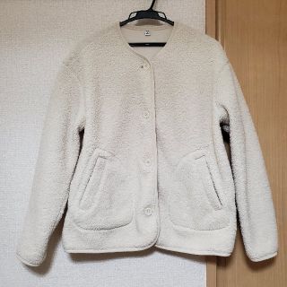 ユニクロ(UNIQLO)のユニクロ　ボアフリースジャケット　XL(ノーカラージャケット)