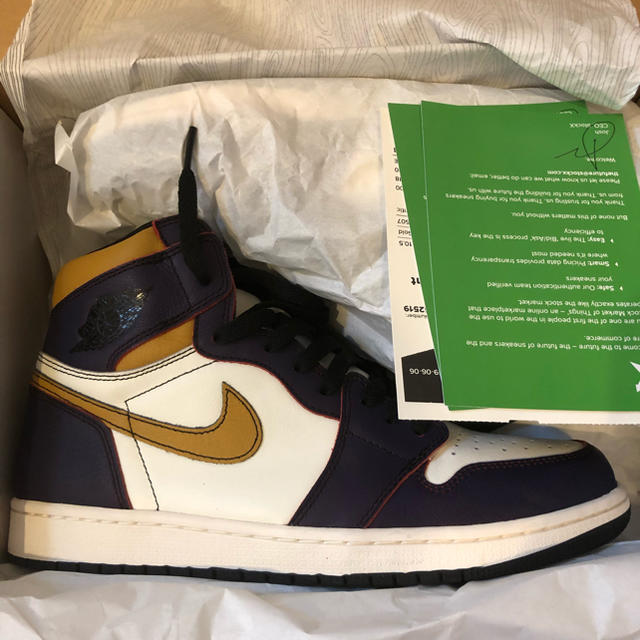 NIKE(ナイキ)の[28.5] NIKE air jordan 1 sb x lakers メンズの靴/シューズ(スニーカー)の商品写真