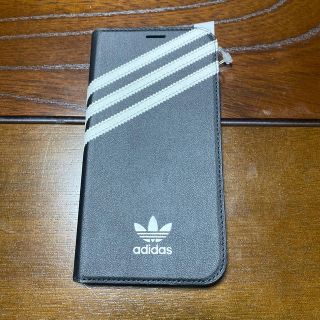 アディダス(adidas)の【iPhone 11】adidas レザー手帳ケース(iPhoneケース)