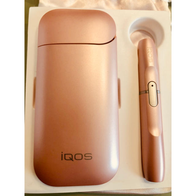 IQOS(アイコス)のiQOS2.4キット limited edition ピンク メンズのファッション小物(タバコグッズ)の商品写真