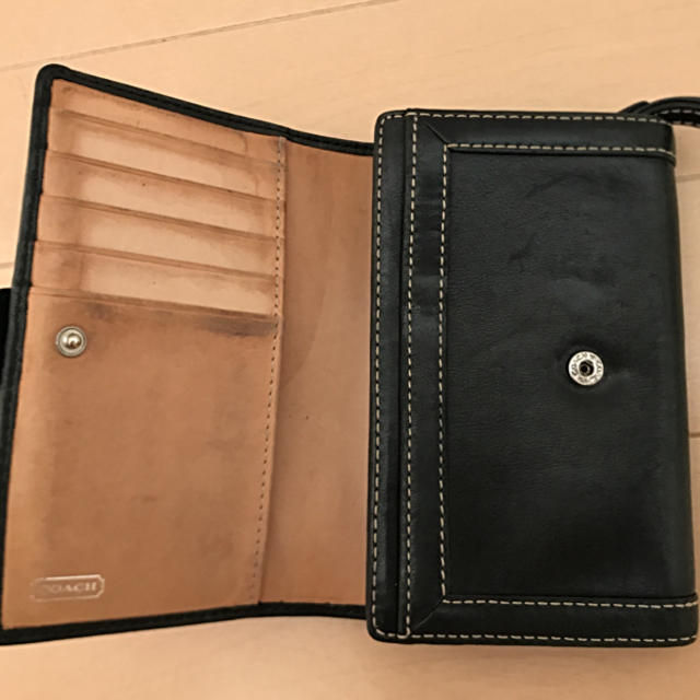 COACH(コーチ)のCOACH  使いやすい　革財布 (中古) レディースのファッション小物(財布)の商品写真