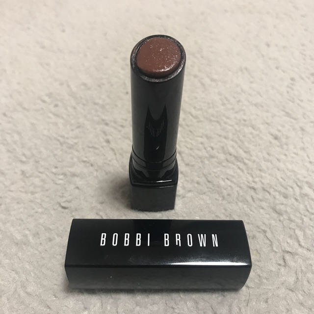 BOBBI BROWN(ボビイブラウン)のBOBBI BROWN クリーミーリップカラーダークチョコレート コスメ/美容のベースメイク/化粧品(口紅)の商品写真