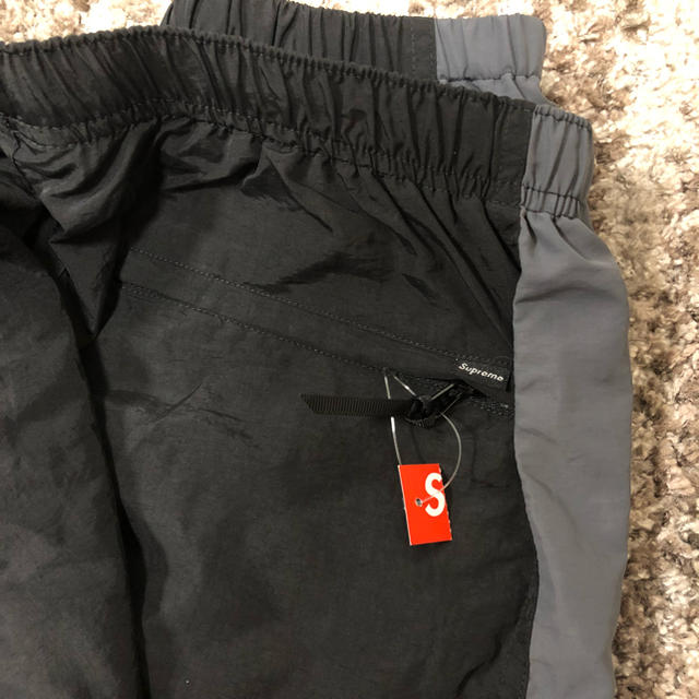 Supreme(シュプリーム)の黒 M supreme side logo track pant 19aw 新品 メンズのパンツ(その他)の商品写真