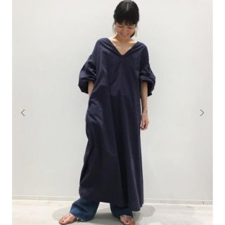 アパルトモンドゥーズィエムクラス(L'Appartement DEUXIEME CLASSE)の　【ゆうりーな様専用】CTN Volume Maxi ワンピース ネイビー(ロングワンピース/マキシワンピース)