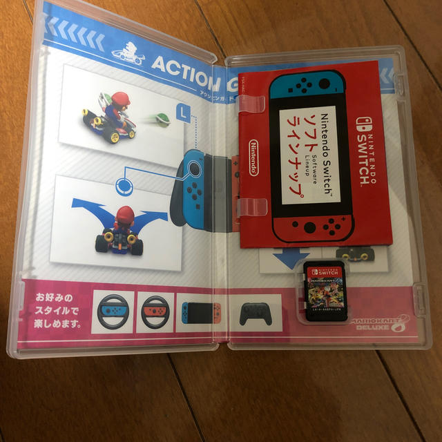 Nintendo Switch(ニンテンドースイッチ)のマリオカート8 デラックス エンタメ/ホビーのゲームソフト/ゲーム機本体(家庭用ゲームソフト)の商品写真