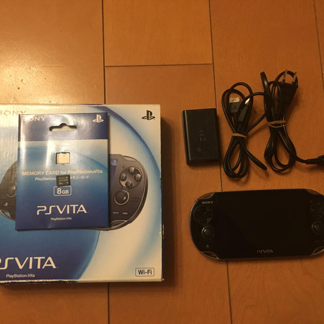 PlayStation®Vita クリスタル・ブラック Wi-Fiモデル PC…