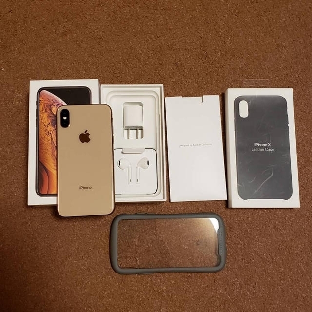 おまけあり　iPhone Xs Gold 64 GB SIMフリー　超美品