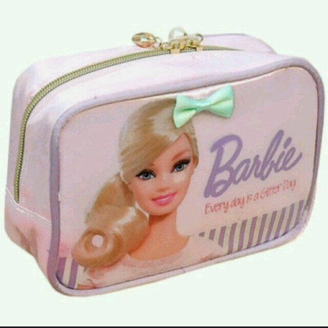 Barbie(バービー)のM♡様専用ページ レディースのファッション小物(ポーチ)の商品写真