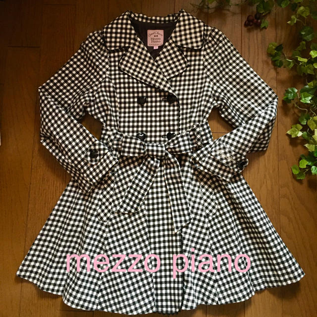 mezzo piano(メゾピアノ)のmezzo piano FOR CUTE GIRLS コート♡ S 140 キッズ/ベビー/マタニティのキッズ服女の子用(90cm~)(コート)の商品写真