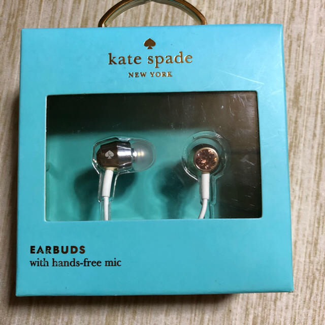 kate spade new york(ケイトスペードニューヨーク)のケイトスペード イヤホン ピンククリスタル スマホ/家電/カメラのスマホアクセサリー(ストラップ/イヤホンジャック)の商品写真