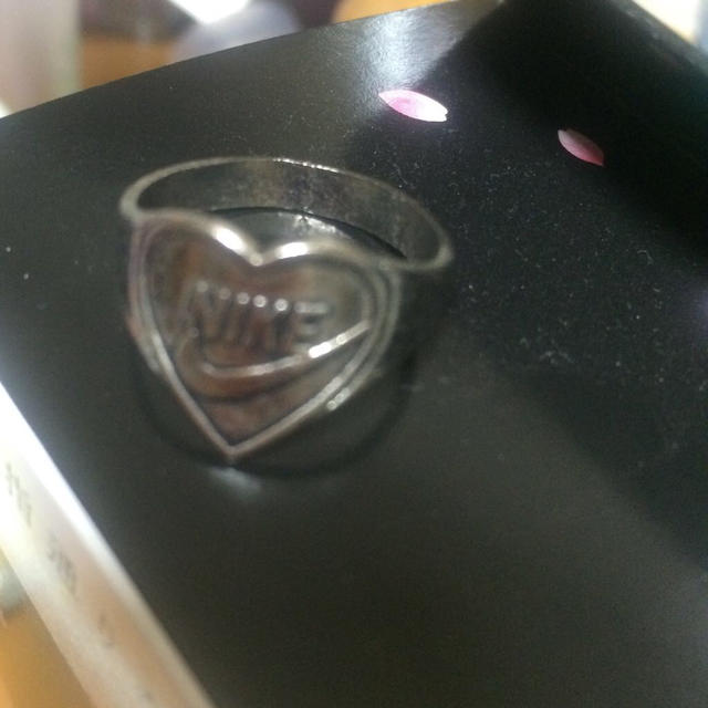 NIKE(ナイキ)のナイキの指輪 レディースのアクセサリー(リング(指輪))の商品写真