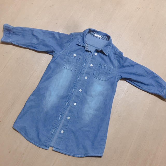 GU(ジーユー)のキッズ シャツワンピース キッズ/ベビー/マタニティのキッズ服女の子用(90cm~)(ワンピース)の商品写真