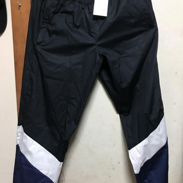 OFF-WHITE(オフホワイト)のVETEMENTS MUSTERMANN PANTS ヴェトモン メンズのパンツ(ワークパンツ/カーゴパンツ)の商品写真