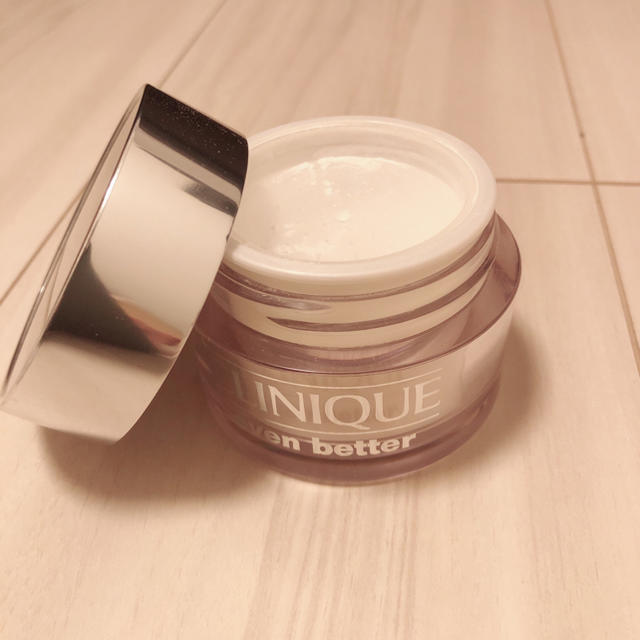 CLINIQUE  フェイスパウダー(ほぼ新品でこの値段です????