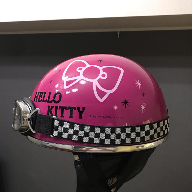ハローキティ ハローキティー ヘルメットの通販 by ぺる ヘルメット ハローキティ