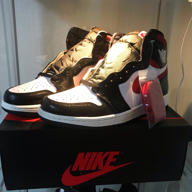 スニーカーnike air jordan 1 retro high og ジムレッド26