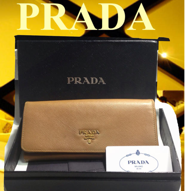 PRADA プラダ 財布