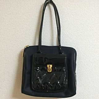 モスキーノ(MOSCHINO)のMOSCHINO♡ハートバッグ(ハンドバッグ)