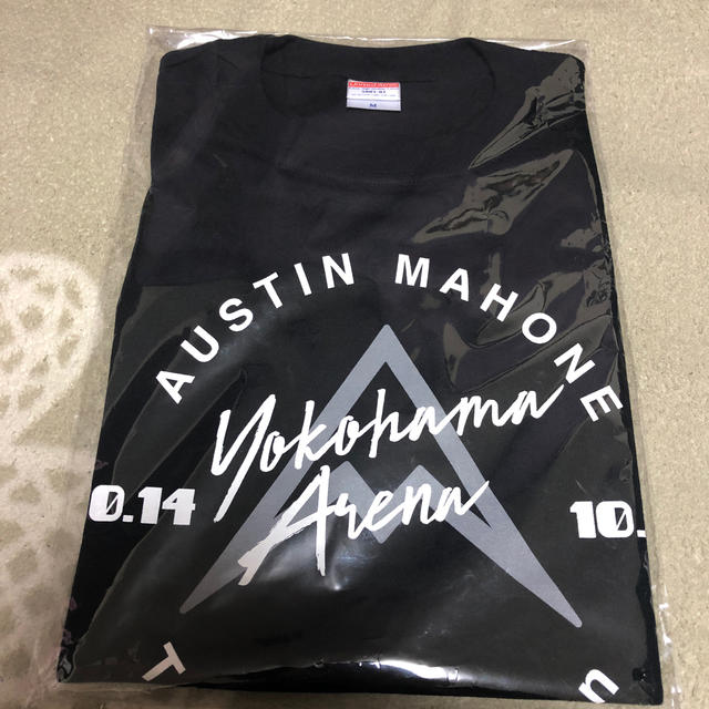 Travis Japan オースティン・マホーン コラボTシャツ