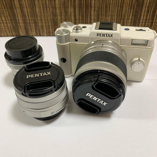 PENTAX Q ミラーレス一眼レフカメラ（専用カメラケース・カメラバッグ付き）