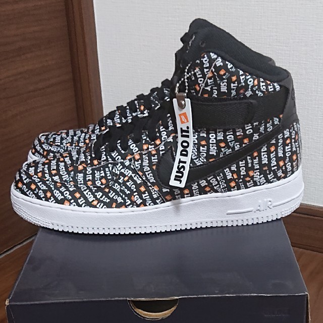 NIKE(ナイキ)の AIR FORCE 1 '07 just do it   28.5㎝ 新品 メンズの靴/シューズ(スニーカー)の商品写真