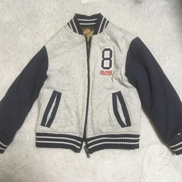 TOMMY HILFIGER(トミーヒルフィガー)のトミーヒルフィガー スタジャン キッズ/ベビー/マタニティのキッズ服男の子用(90cm~)(ジャケット/上着)の商品写真