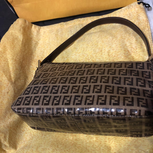 夏期間限定☆メーカー価格より68%OFF!☆ セール FENDI レトロ バッグ 夏期間限定☆メーカー価格より68%OFF!☆ セール FENDI レトロ バッグ