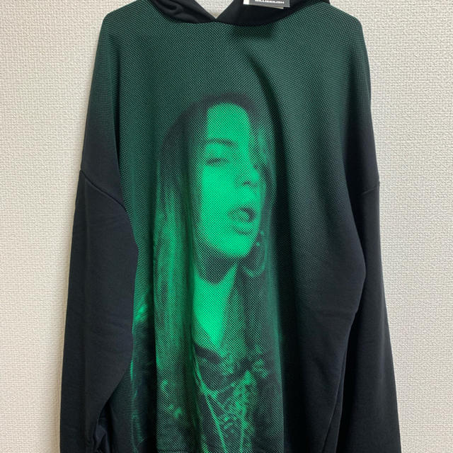 Bershka - Billie Eilish × bershkaパーカー ビリーアイリッシュの通販