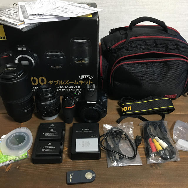 高価値 - Nikon 一眼 オマケあり。 ダブルズームキット d5500