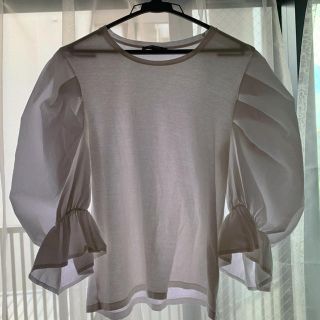 ザラ(ZARA)のZARAパフスリーブトップス(Tシャツ(半袖/袖なし))