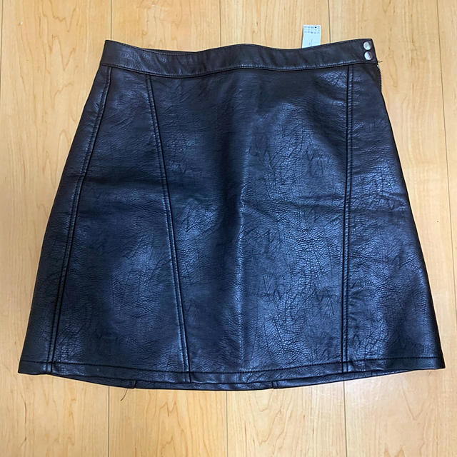 ZARA(ザラ)のZARAレザーAラインスカート レディースのスカート(ミニスカート)の商品写真