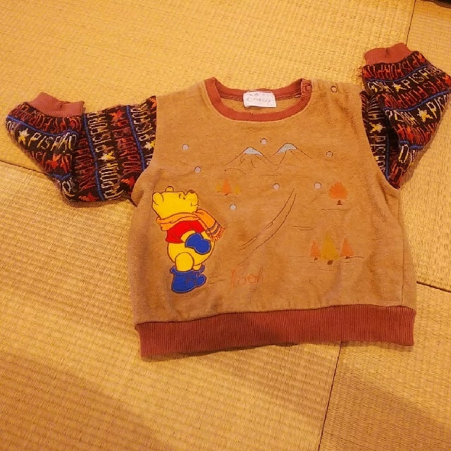 Disney(ディズニー)のプーさんトレーナー95 キッズ/ベビー/マタニティのキッズ服男の子用(90cm~)(Tシャツ/カットソー)の商品写真