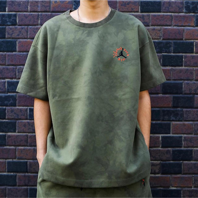 M Nike Travis Scott Tシャツ