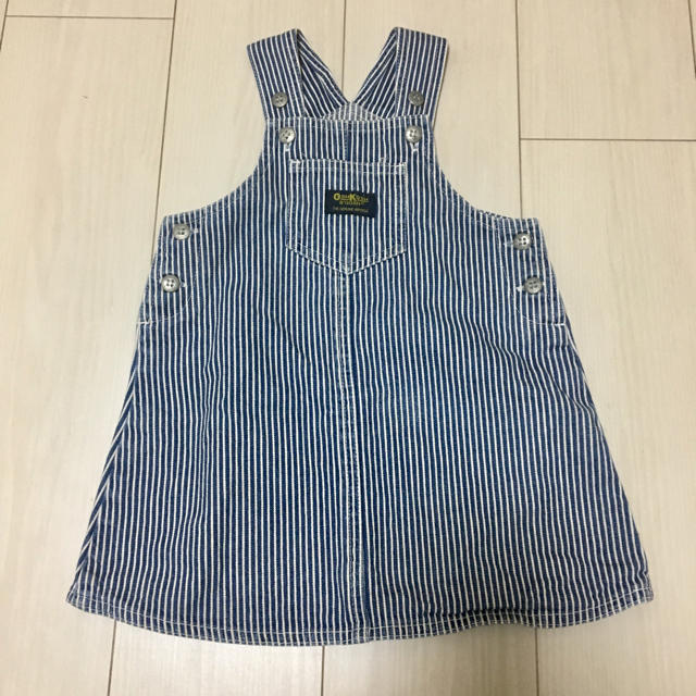 OshKosh(オシュコシュ)のオシュコシュ ジャンパースカート 100 キッズ/ベビー/マタニティのキッズ服女の子用(90cm~)(ワンピース)の商品写真