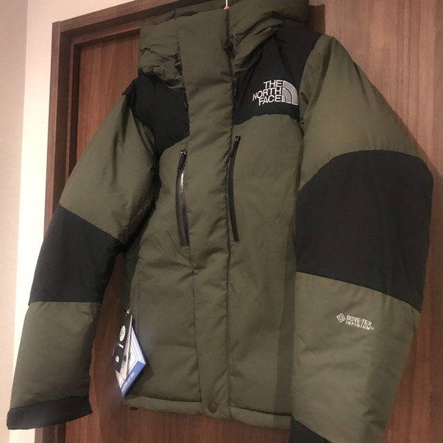 THE NORTH FACE(ザノースフェイス)の★希少サイズXS★ ノースフェイス バルトロライトジャケット NT ニュートープ メンズのジャケット/アウター(ダウンジャケット)の商品写真