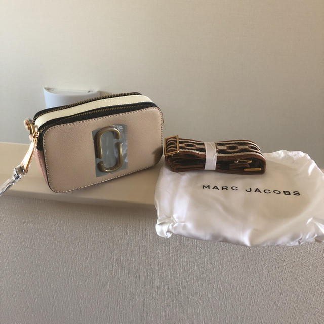 MARC JACOBS(マークジェイコブス)の新品 マークジェイコブ レディースのバッグ(ショルダーバッグ)の商品写真