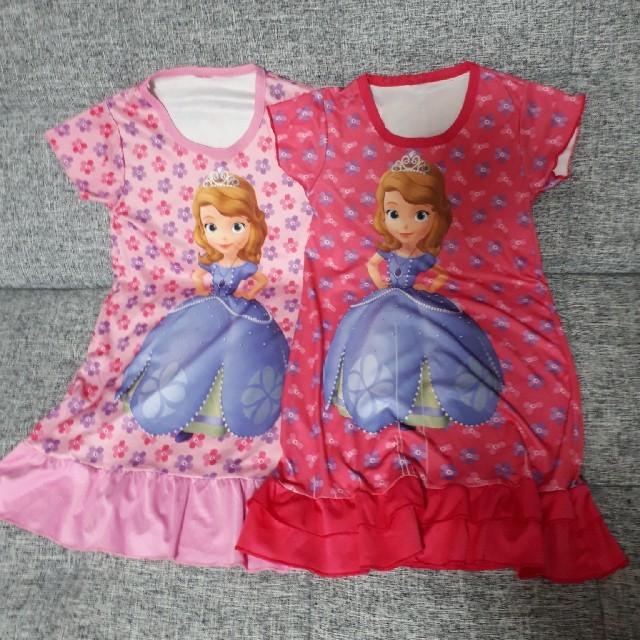 プリンセス　ソフィア　パジャマ2枚セット キッズ/ベビー/マタニティのキッズ服女の子用(90cm~)(パジャマ)の商品写真